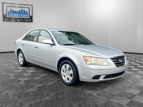 Used 2010 Hyundai Sonata GLS image 4