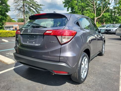 Used 2021 Honda HR-V LX image 3