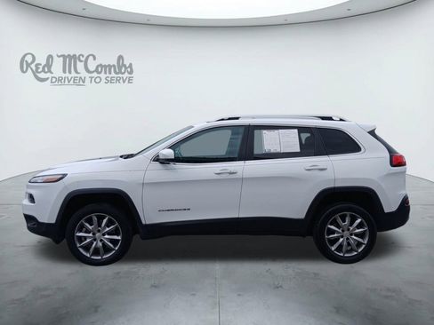 Used 2018 Jeep Cherokee Limited w/ Luxury Group image 2