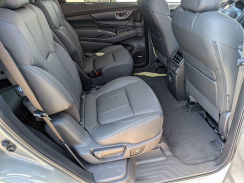 New 2026 Subaru Ascent Limited AWD/4WD image 25