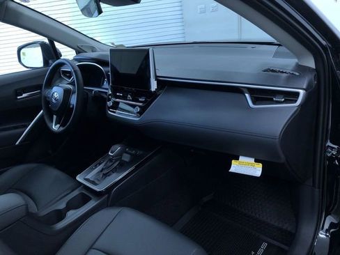 New 2026 Toyota Corolla Cross XLE image 23