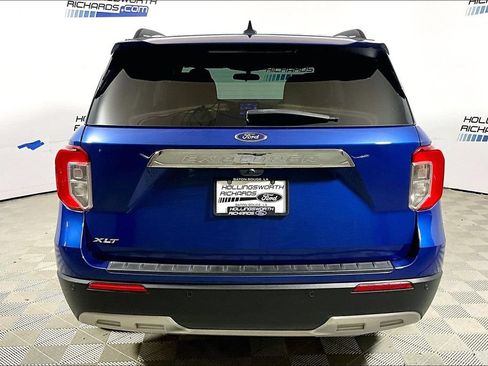 Certified 2023 Ford Explorer XLT w/ Equipment Group 202A RWD image 4