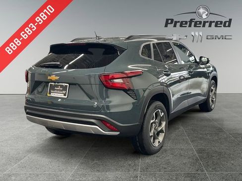 New 2026 Chevrolet Trax LT w/ Driver Confidence Package FWD image 18