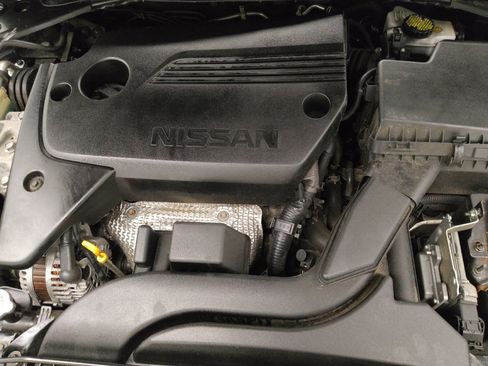 Used 2018 Nissan Altima 2.5 SR w/ SR Midnight Edition image 30