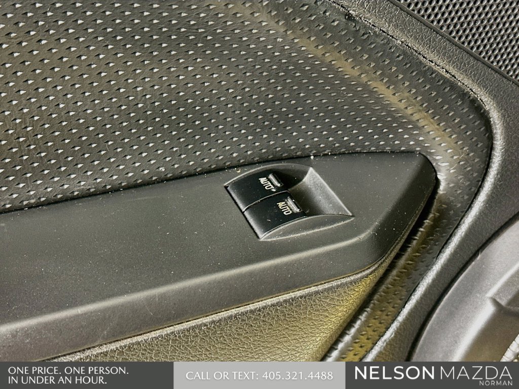 Used 2006 Ford Mustang GT RWD image 18