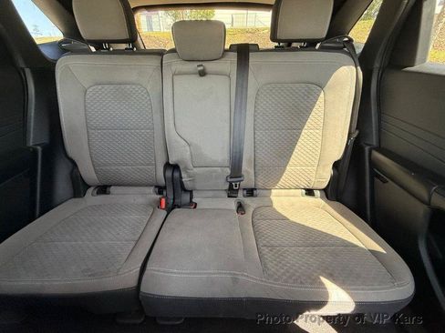 Used 2022 Ford Escape SE w/ SE Sport Appearance Package FWD image 11