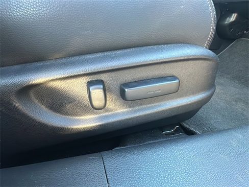 Used 2013 Honda Accord Touring image 22