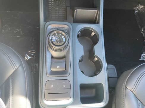 New 2025 Ford Maverick Lariat w/ Black Appearance Package image 21