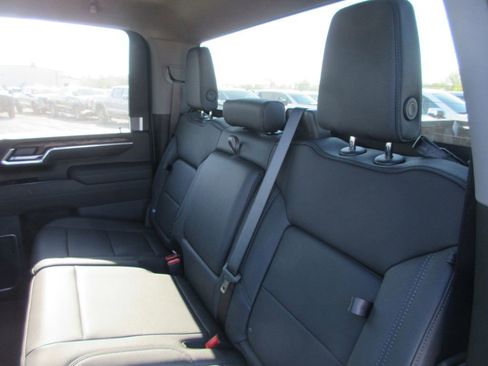 New 2026 GMC Sierra 2500 SLT w/ SLT Convenience Package AWD/4WD image 14