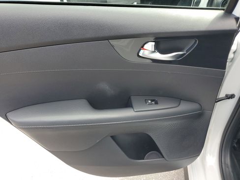 Used 2024 Kia Forte GT-Line w/ GT-Line Premium Package image 28