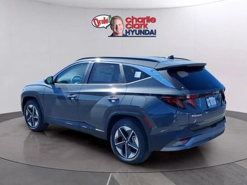 New 2026 Hyundai Tucson SEL FWD image 3