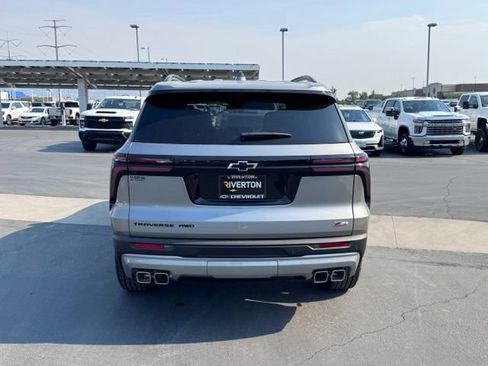 New 2026 Chevrolet Traverse Z71 w/ Driver Confidence Package AWD/4WD image 29