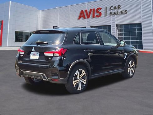 Used 2025 Mitsubishi Outlander Sport SE AWD/4WD image 6