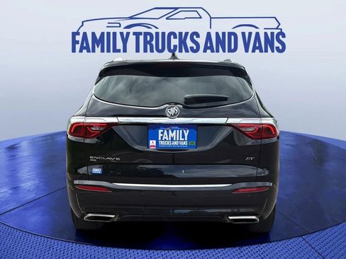 Used 2023 Buick Enclave Essence w/ Experience Buick Package image 4