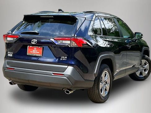 Used 2025 Toyota RAV4 XLE w/ Convenience Package AWD/4WD image 5