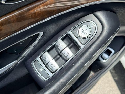 Used 2016 Mercedes-Benz S 550 4MATIC Sedan image 15
