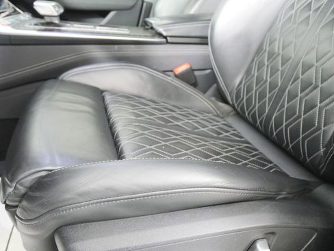 Used 2020 Audi S6 Premium Plus w/ S Sport Package image 8