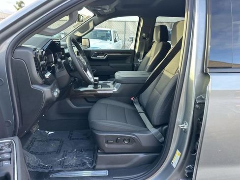 New 2026 GMC Sierra 1500 Elevation w/ LPO, Elevation Black Package image 21