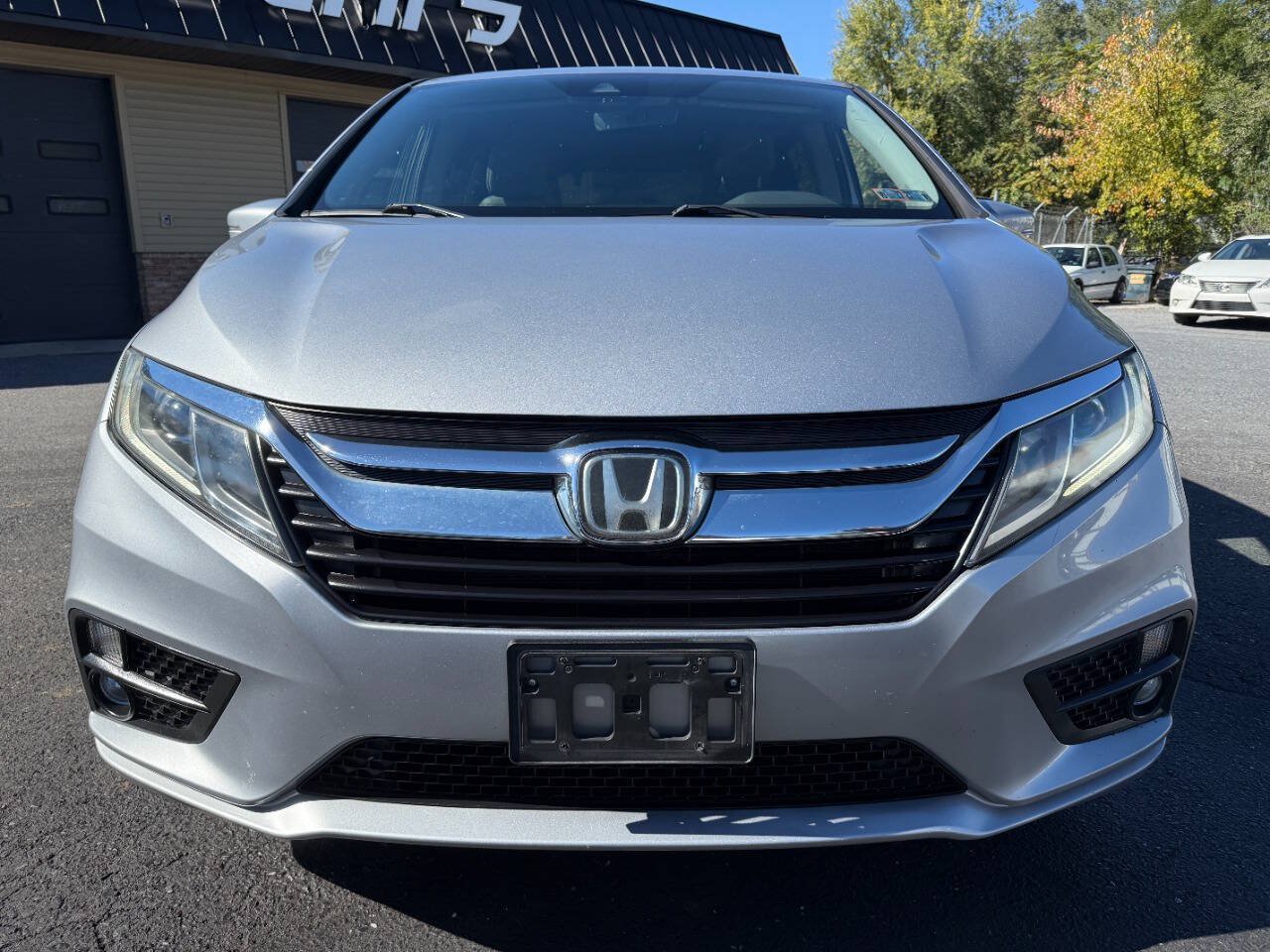 Used 2018 Honda Odyssey EX-L image 2