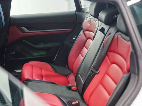 Used 2025 Porsche Taycan 4S image 21