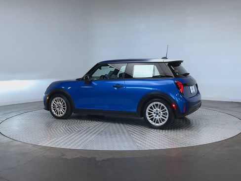 Used 2025 MINI Cooper S FWD image 6