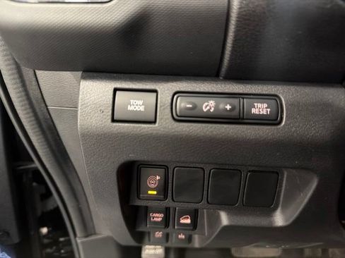 Certified 2023 Nissan Frontier PRO-4X w/ Technology Package AWD/4WD image 20