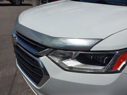 Used 2021 Chevrolet Traverse Premier w/ LPO, Floor Liner Package AWD/4WD image 12