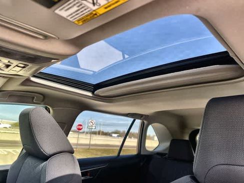 Used 2020 Toyota RAV4 XLE w/ Convenience Package image 32