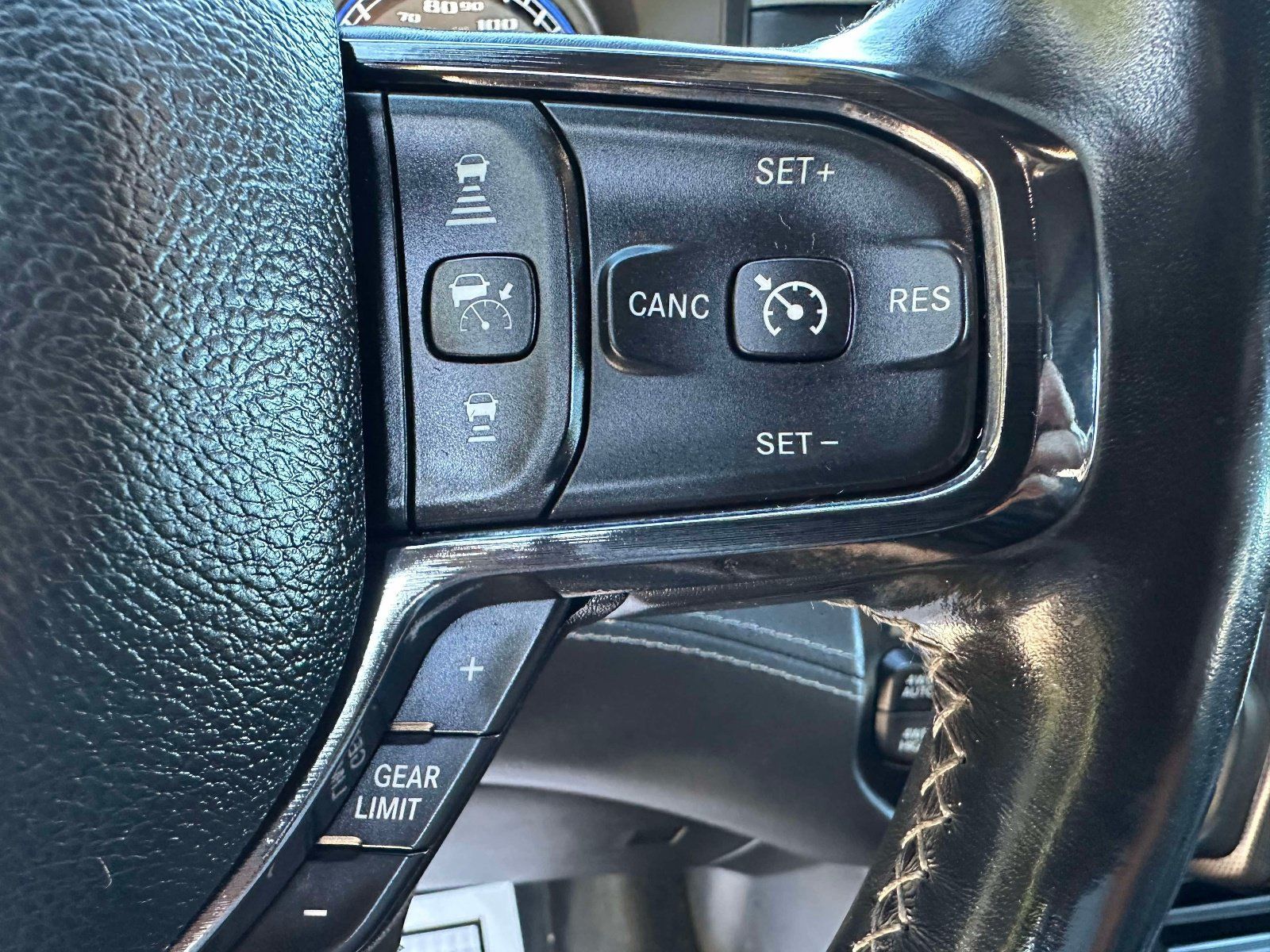 Used 2022 RAM 1500 Limited AWD/4WD image 15