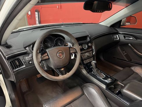 Used 2010 Cadillac CTS V image 23