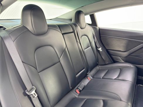 Used 2020 Tesla Model 3 Standard Range Plus image 38