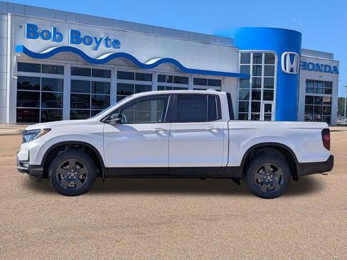 New 2026 Honda Ridgeline TrailSport image 2