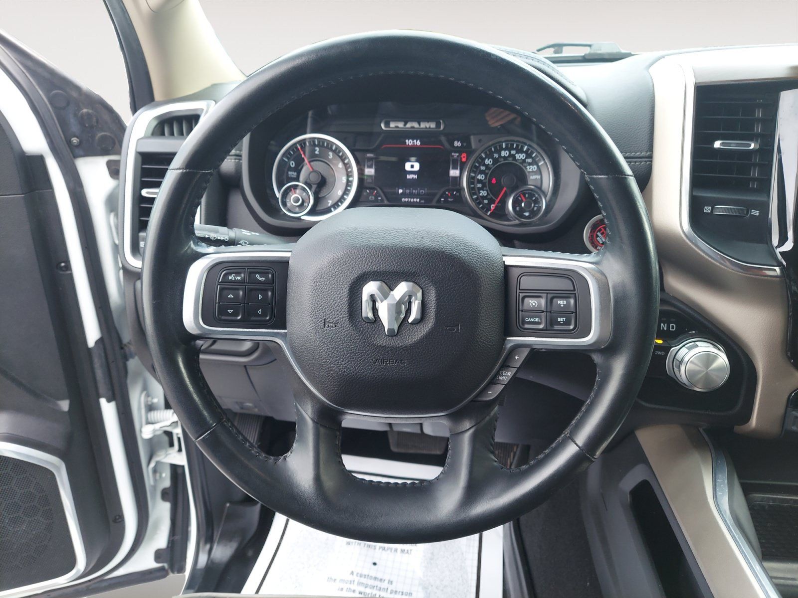 Used 2022 RAM 2500 Laramie AWD/4WD image 13