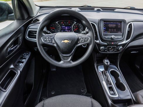 Used 2021 Chevrolet Equinox LT FWD image 23