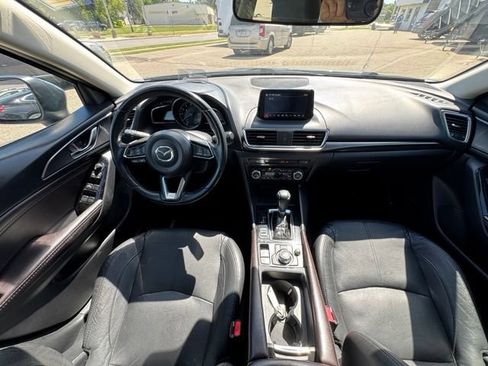 Used 2017 MAZDA MAZDA3 Grand Touring FWD image 16