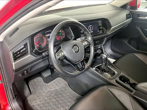 Used 2019 Volkswagen Jetta SE image 13