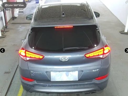 Used 2016 Hyundai Tucson Limited w/ Option Group 03 FWD image 4