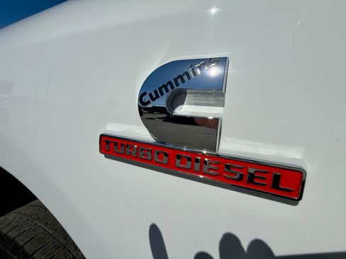 Used 2024 RAM 2500 Big Horn w/ Heated Seats & Wheel Group AWD/4WD image 23