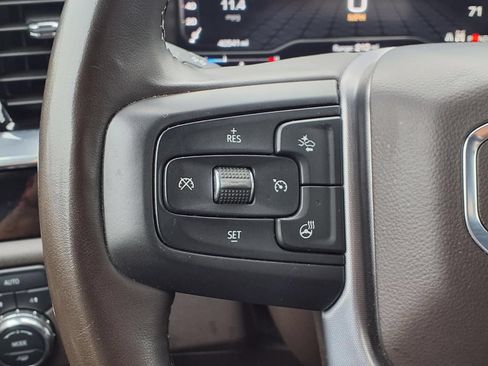 Used 2025 GMC Sierra 1500 SLT AWD/4WD image 14