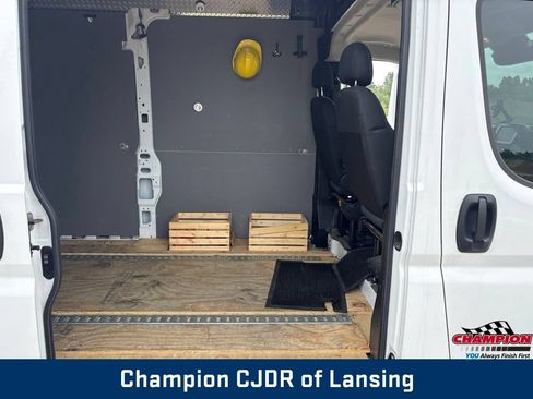 Used 2023 RAM ProMaster 3500 FWD image 13