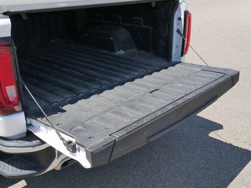 Used 2023 GMC Sierra 1500 SLT w/ SLT Premium Package image 15