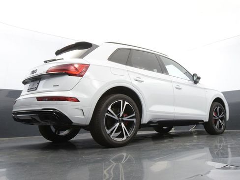 Certified 2025 Audi Q5 2.0T Premium Plus w/ Premium Plus Package image 39