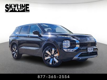 New 2025 Mitsubishi Outlander SE