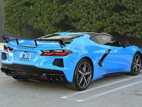 Used 2021 Chevrolet Corvette Stingray Preferred Cpe w/ Engine Appearance Package image 4