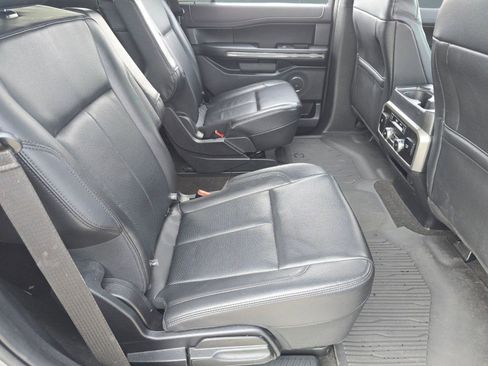 Used 2020 Ford Expedition XLT w/ Equipment Group 202A image 27