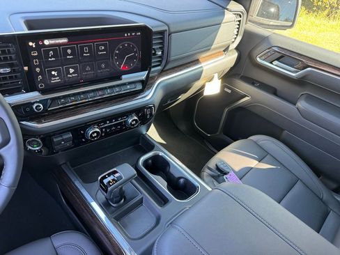 New 2026 GMC Sierra 1500 Elevation w/ Elevation Premium Package image 28