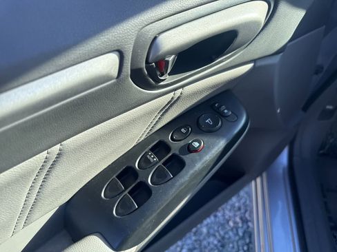 Used 2011 Honda Civic EX-L image 17