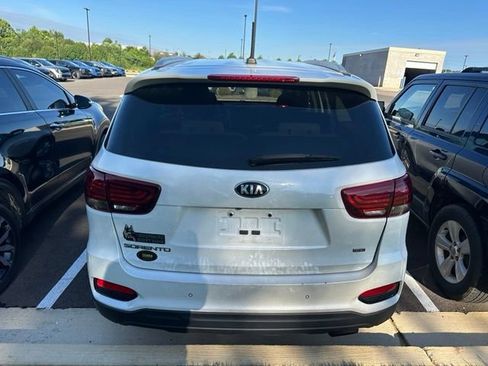 Used 2020 Kia Sorento LX w/ LX I4 Convenience Package AWD/4WD image 8