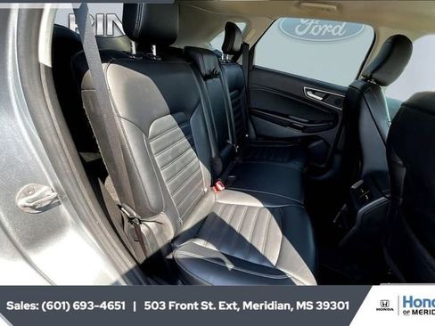 Used 2024 Ford Edge SEL image 20