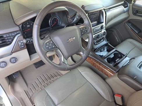 Used 2017 Chevrolet Tahoe Premier AWD/4WD image 10